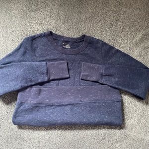 PLAIN CREW NECK